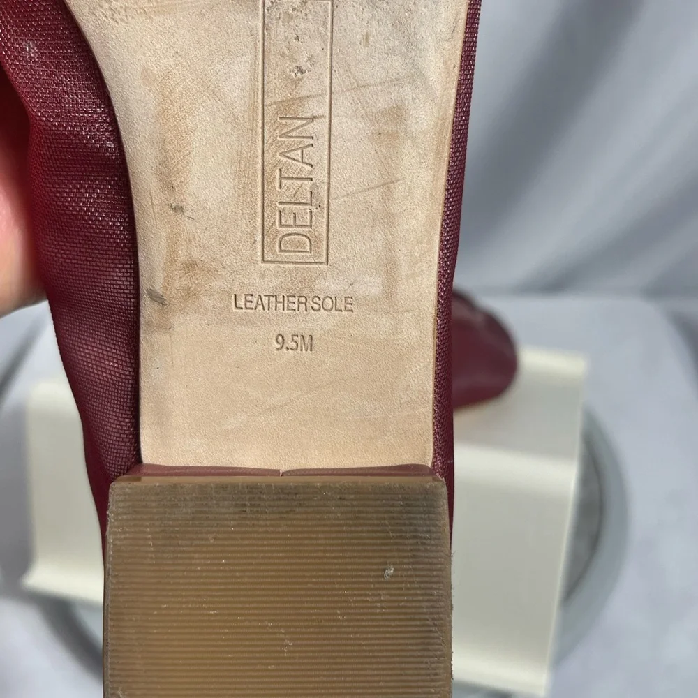 Delman Women's Burgundy Flats - Picture 5 of 5